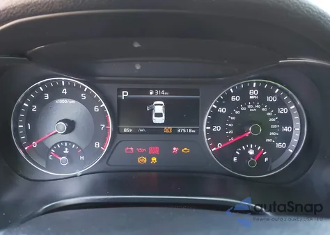 2022 Kia Forte Gt-Line z USA, uszkodzony, nr VIN 3KPF54AD5NE453470